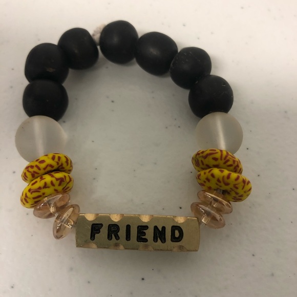 Bracelets - Picture 5 of 8